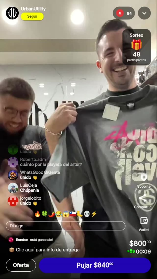 Playera Urban Utility Estampada Gris