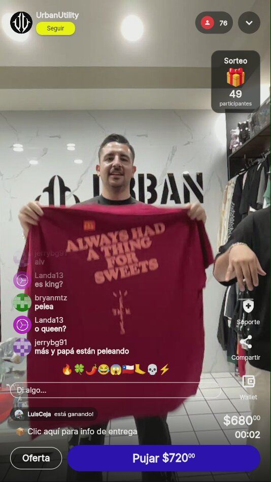 Playera Urban Utility Maroon