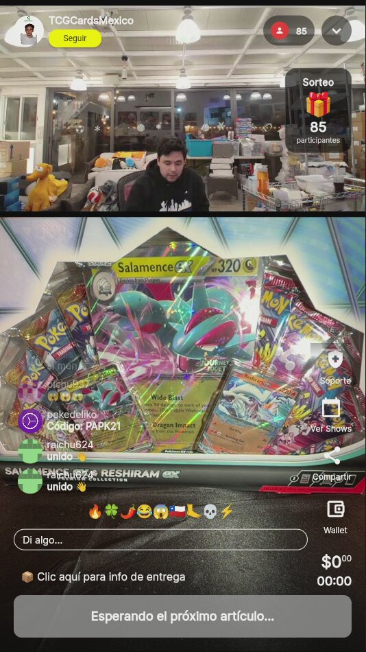 Pokémon Salamence & Reshiram GX Box