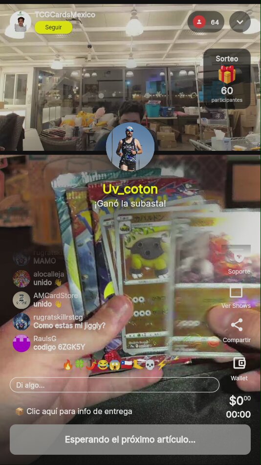 Tres sobres Pokémon TCG sellados